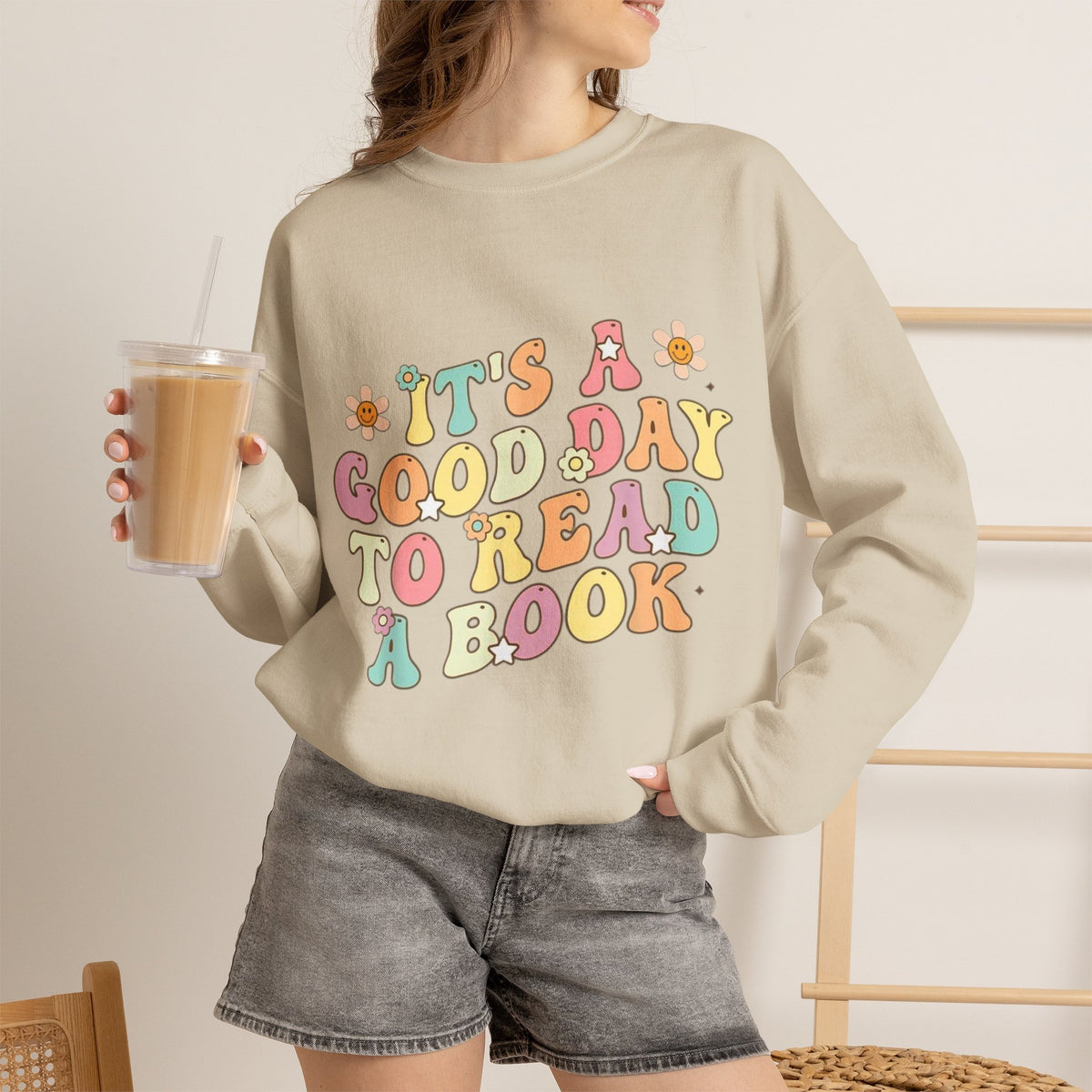 ORVIAN — Good Day to Read a Book Crewneck, Retro Floral Book Lover Sweatshirt Unisex Heavy Blend